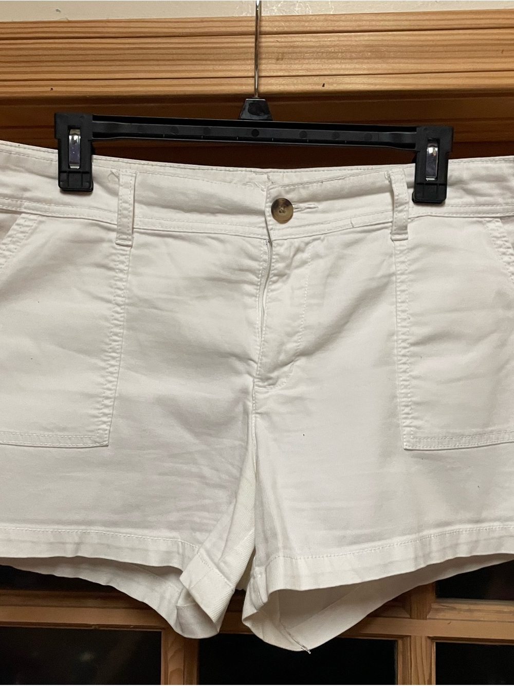 Arizona Jean Company White Front-Pocket Women's Shorts
